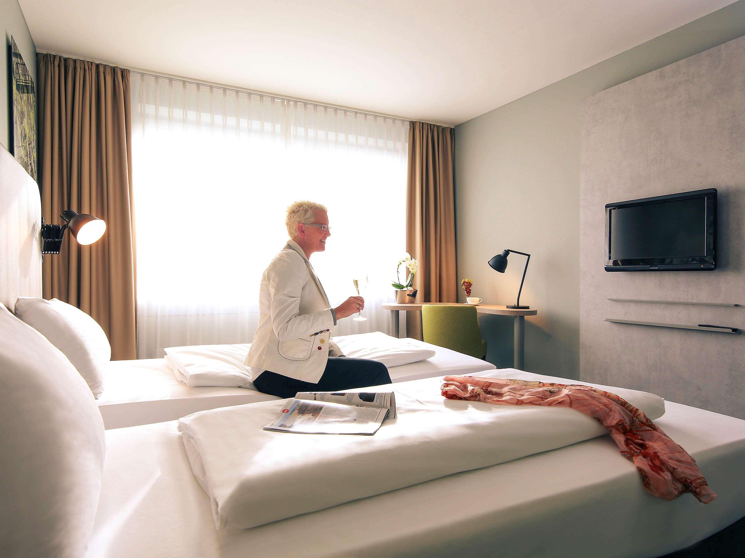 Mercure Plaza Hotel 4*