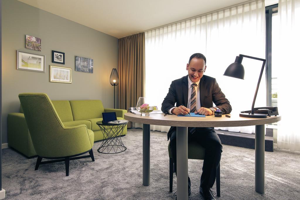 Mercure Plaza Hotel