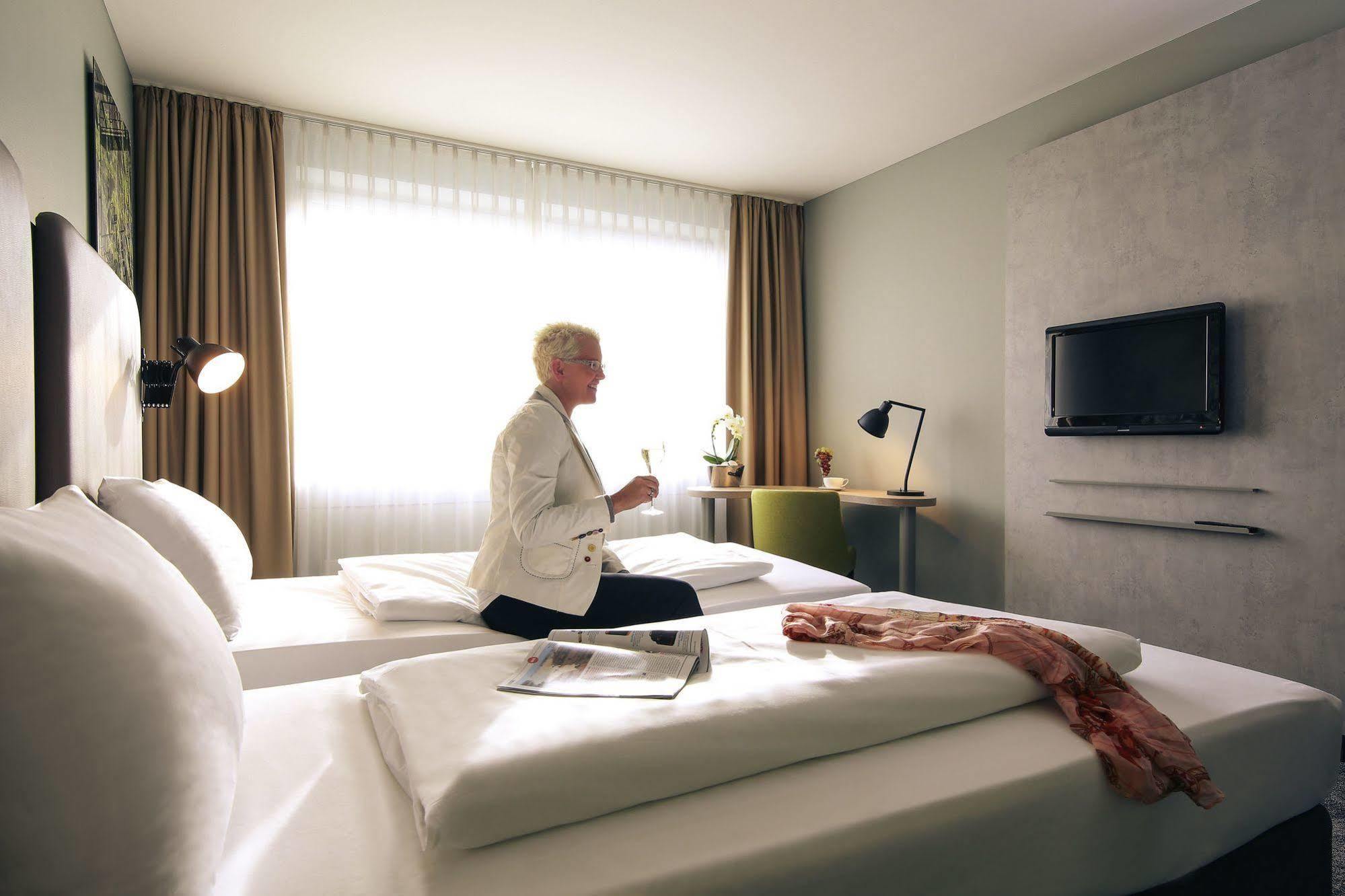 Mercure Plaza Hotel